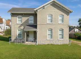 810 E Shawnee St - Photo 1 of 1