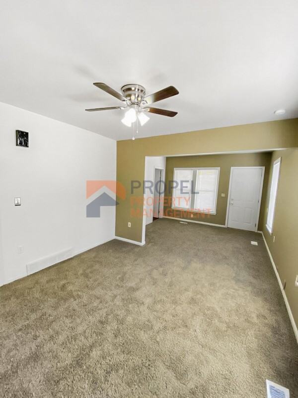 157 E Bennett Ave - Photo 3 of 10
