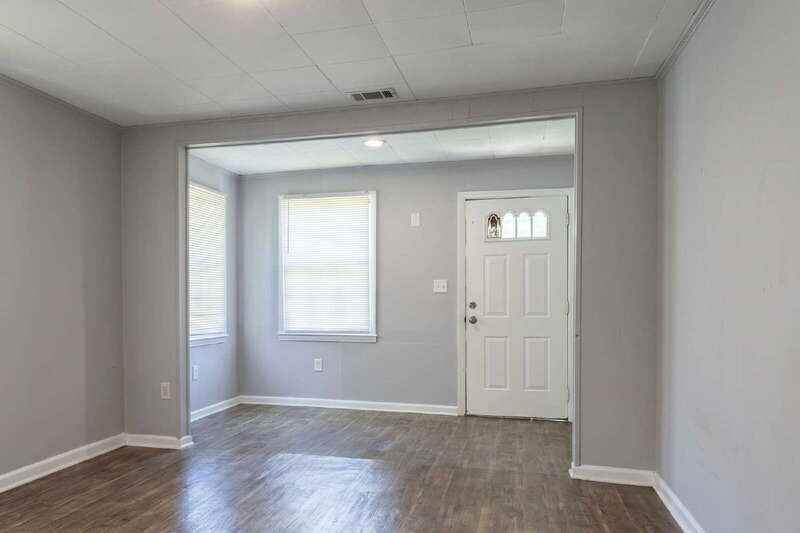 431 Bussey Ave - Photo 6 of 27