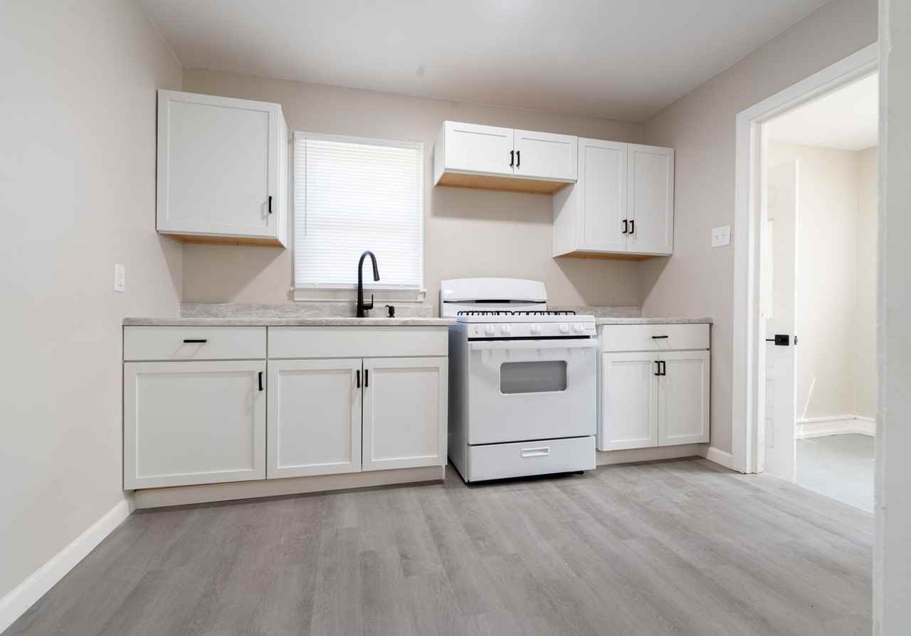 2143 S Wichita St - Photo 3 of 16