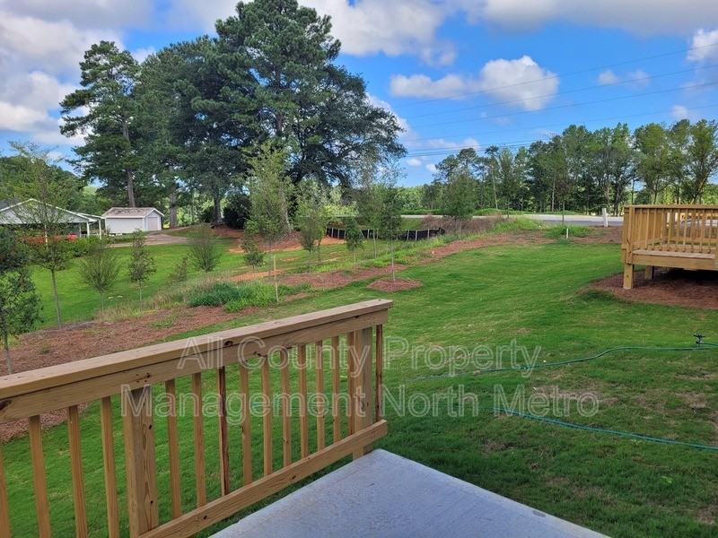 18 Berry Dr - Photo 3 of 14