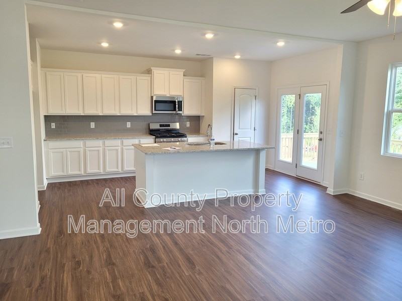 18 Berry Dr - Photo 5 of 14