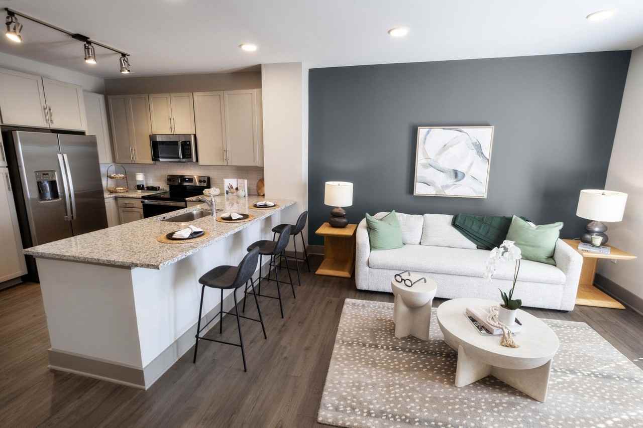 The Perry Residences - Photo 6 of 27