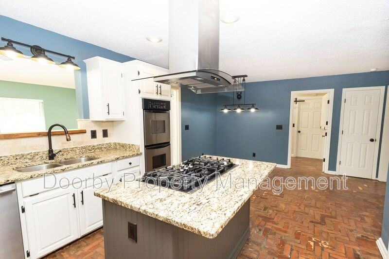 6114 Sasha Ln - Photo 2 of 28