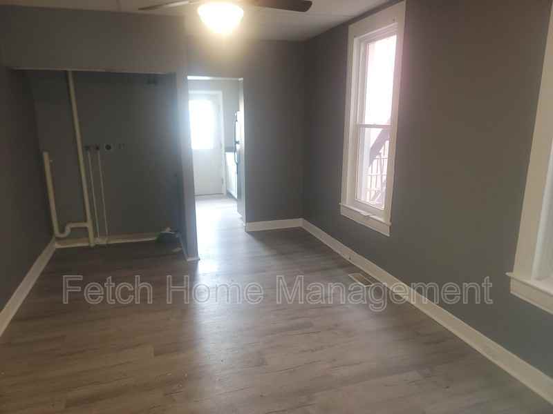 50 Carlisle Ave #50-1 - Photo 7 of 10