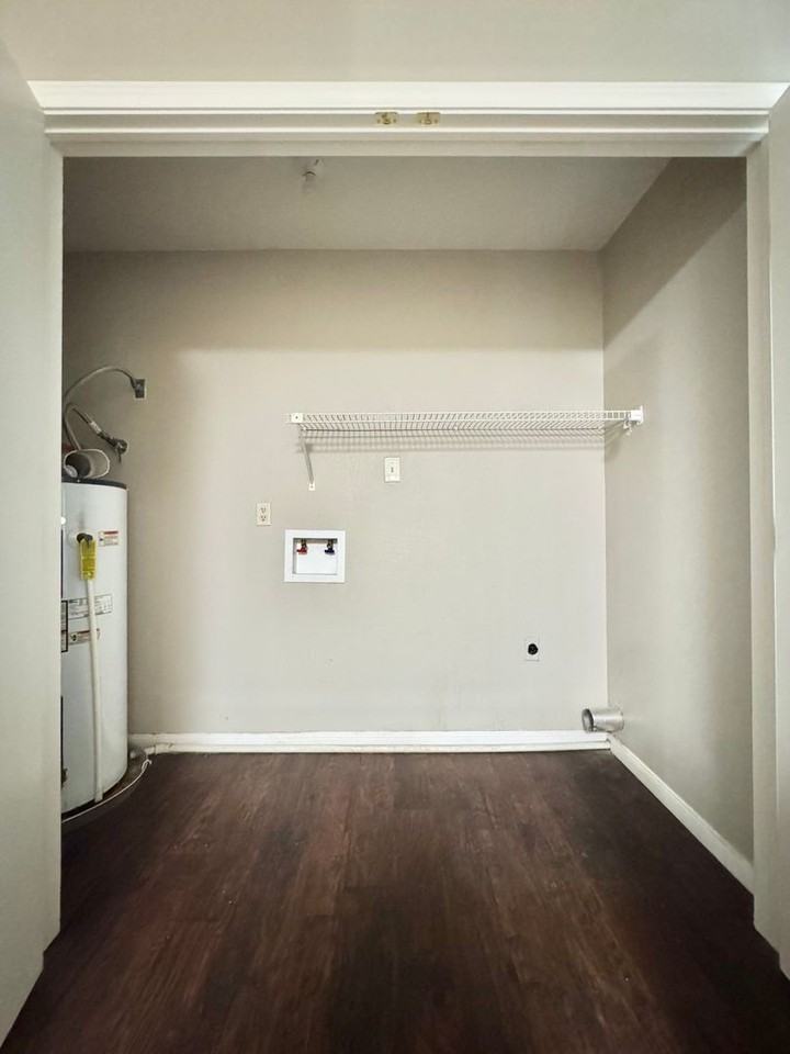 1713 Utah Ave - Photo 7 of 15