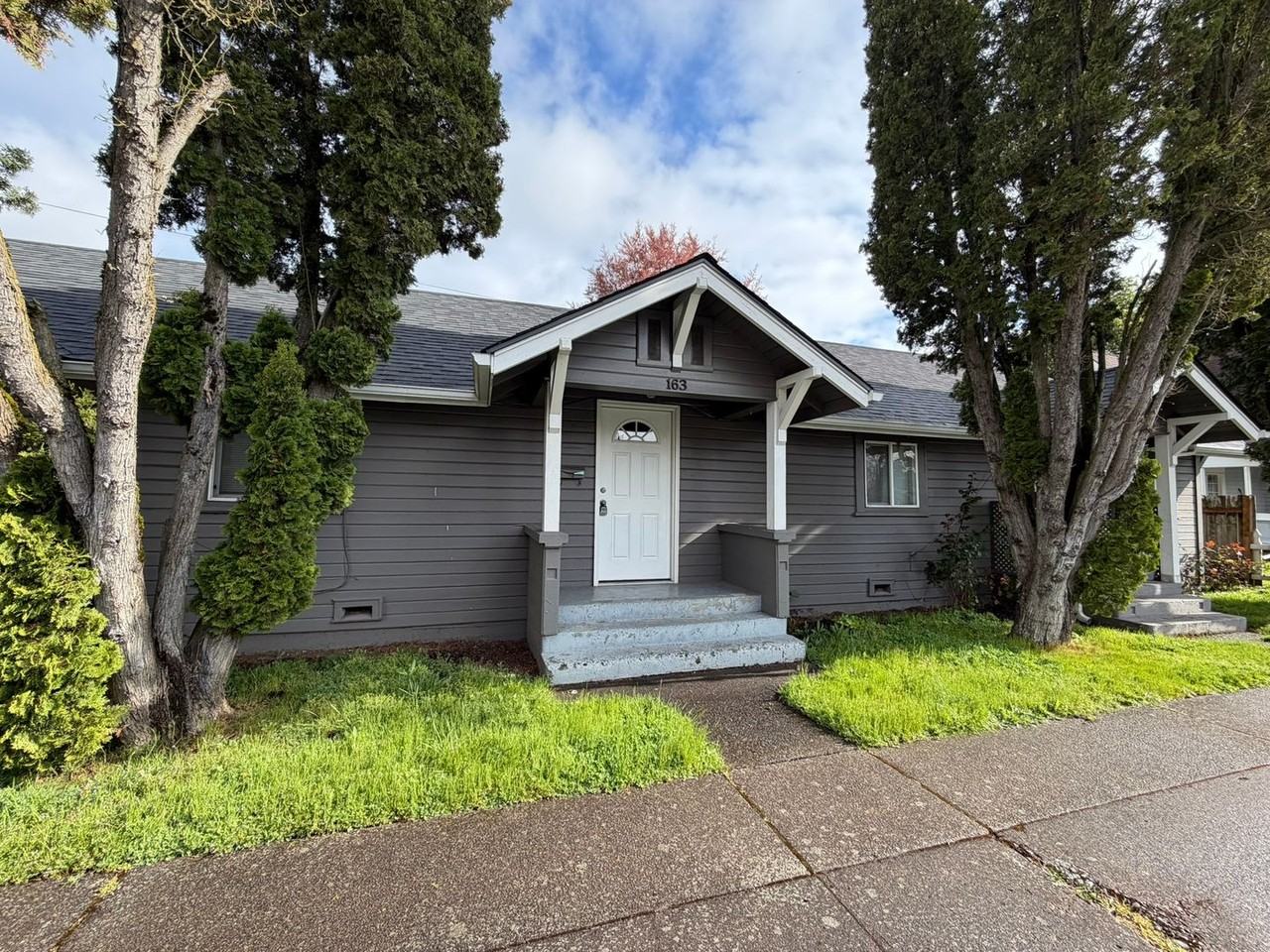 163 E Grant St - Photo 2 of 29