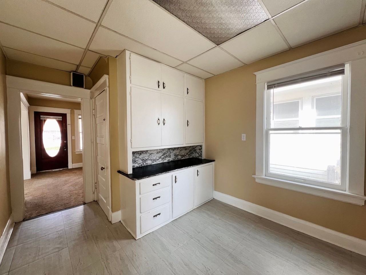2074 Starr Ave - Photo 7 of 14