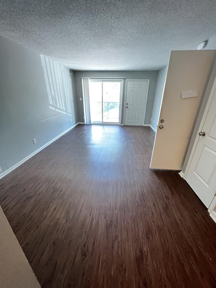 4130-4132 Fisher St KCKS 66103 - Photo 4 of 8