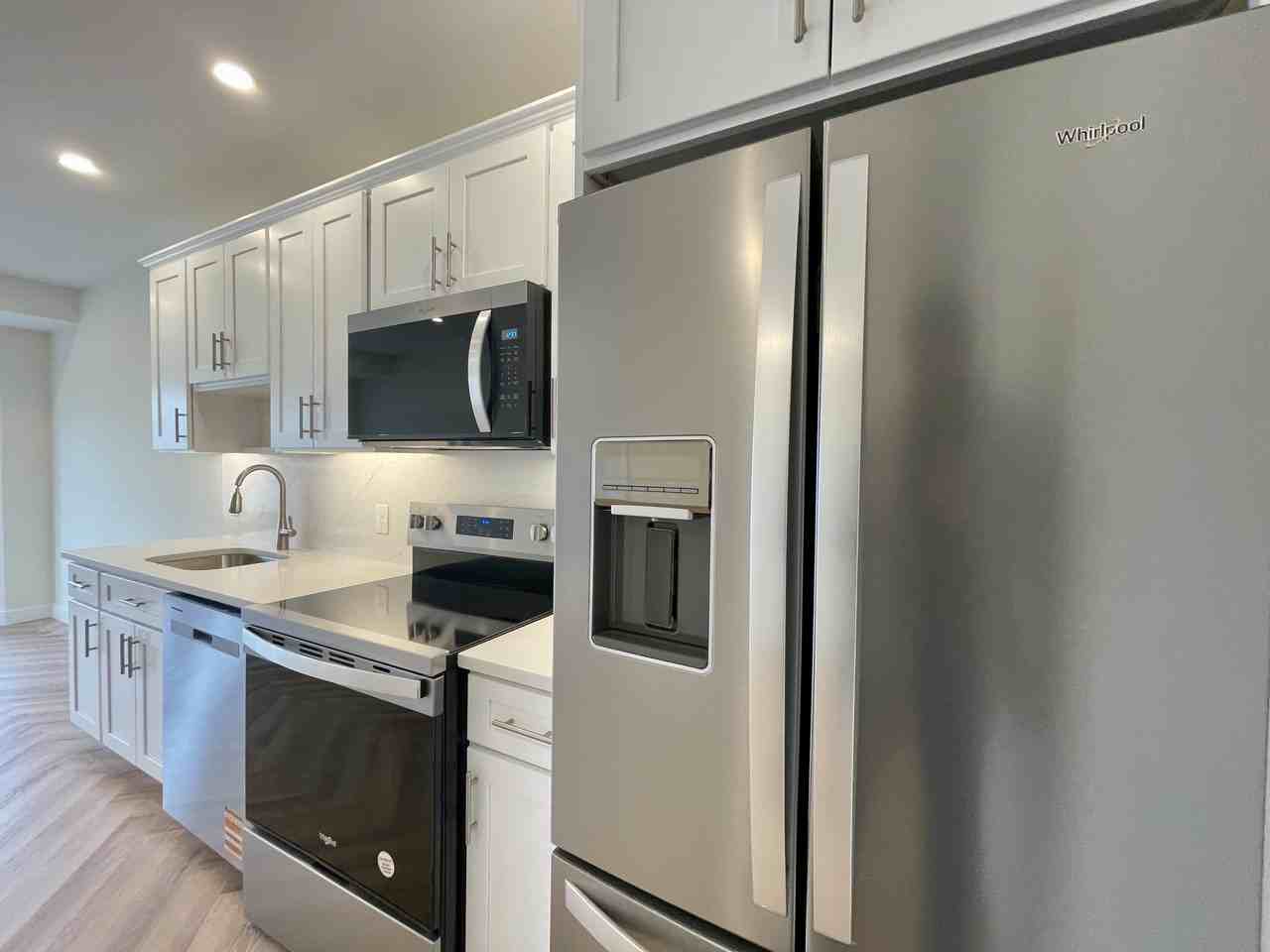 381 Wickenden Street - Photo 3 of 18