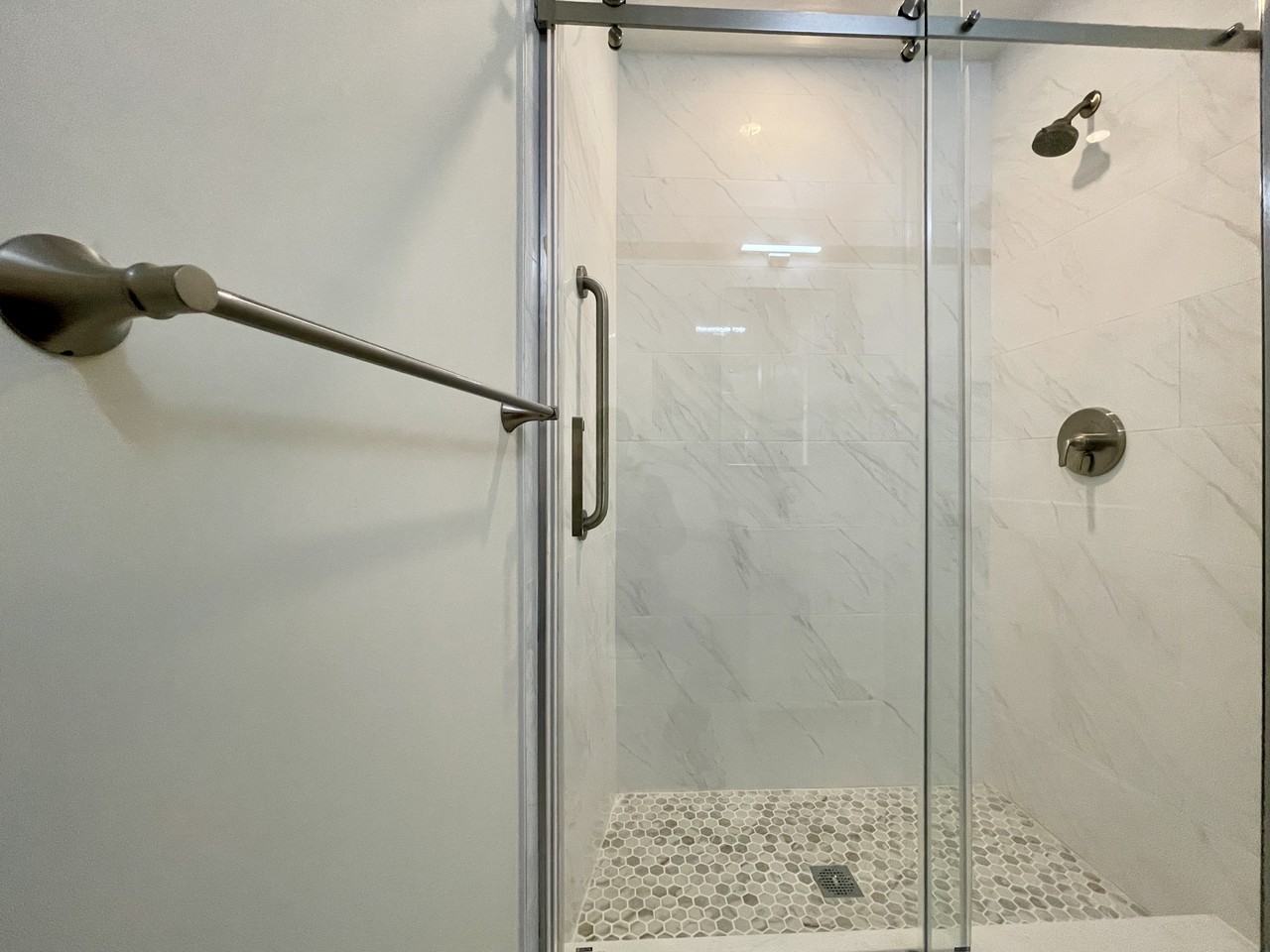 381 Wickenden Street - Photo 5 of 18