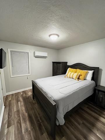 1050 Scott Street - Photo 7 of 8