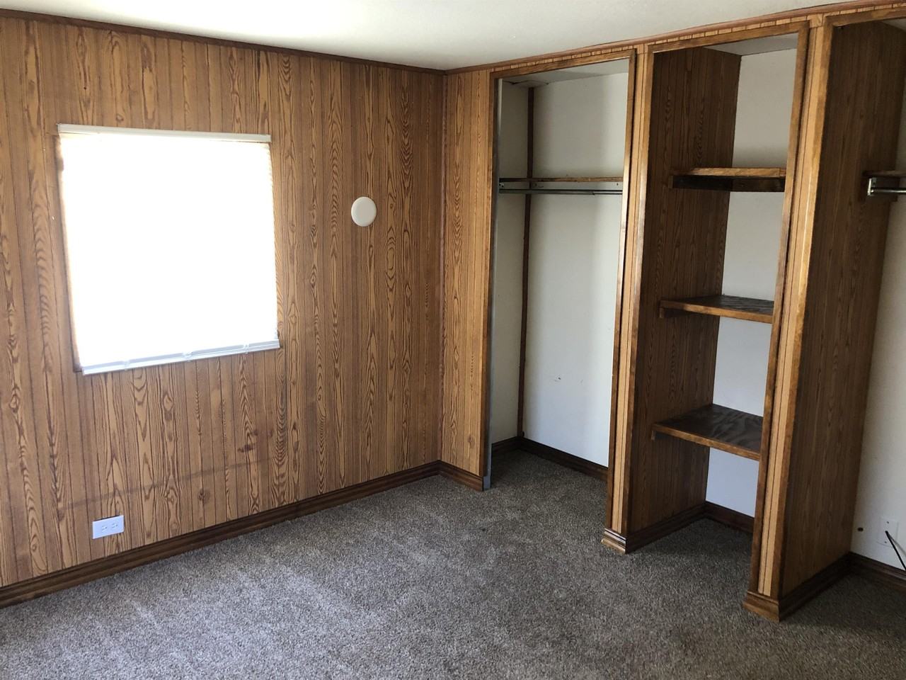 400 26th Street - Photo 2 of 13