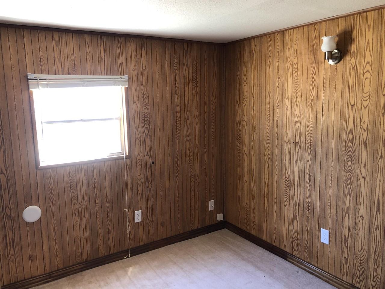 400 26th Street - Photo 3 of 13