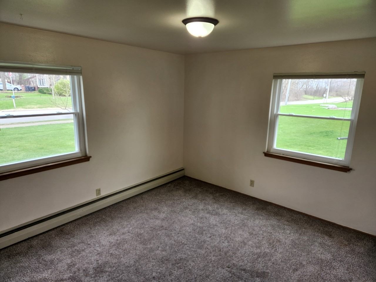 346 Hill Street - Photo 3 of 7