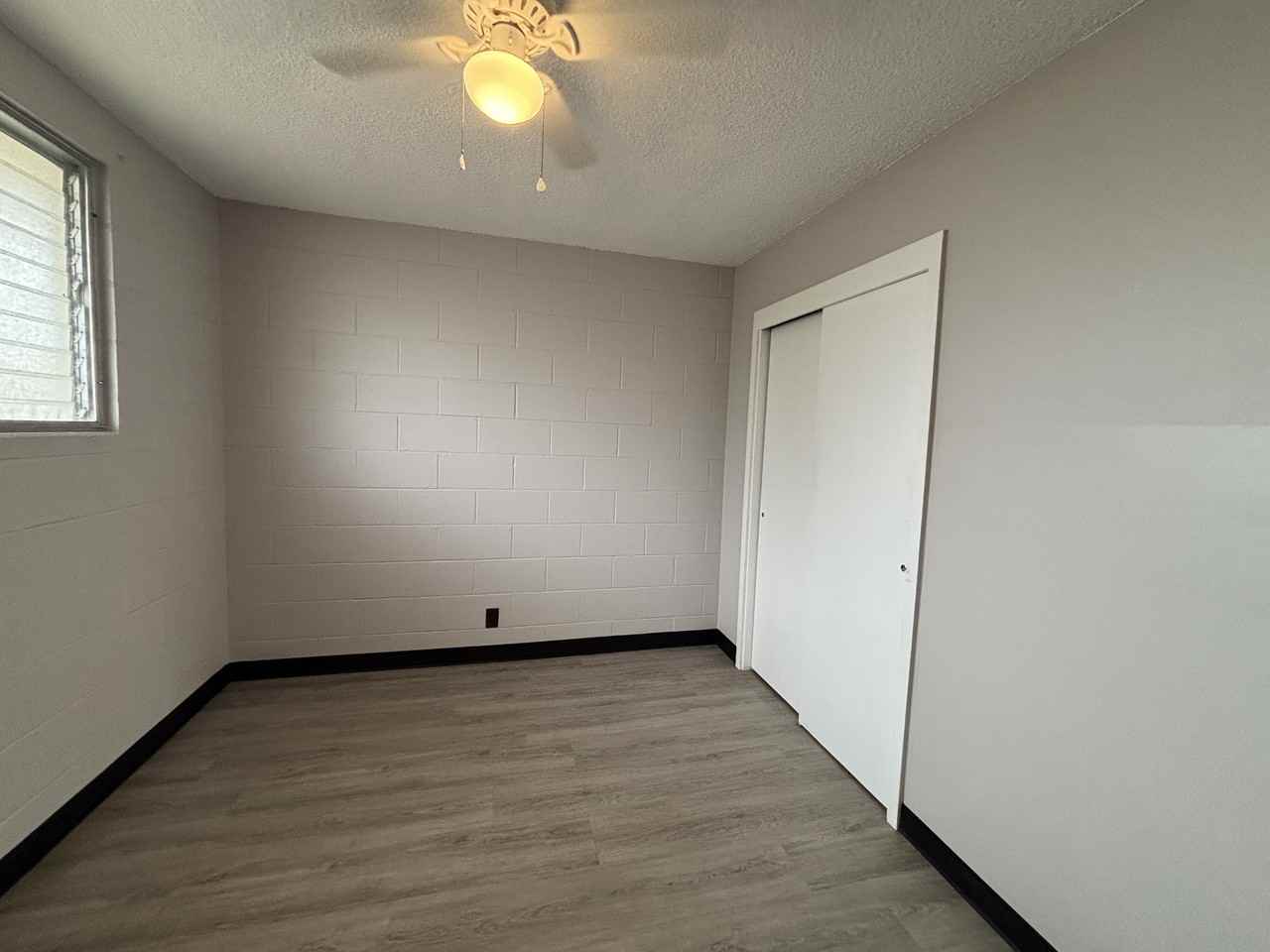 1323 Matlock Avenue - Photo 7 of 14