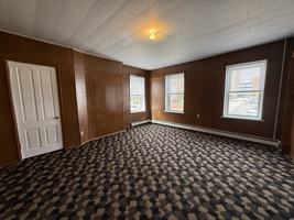 featured image of 35 N 6th St