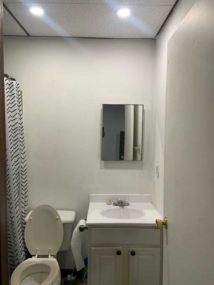 16 East Main Street - Photo 3 of 9