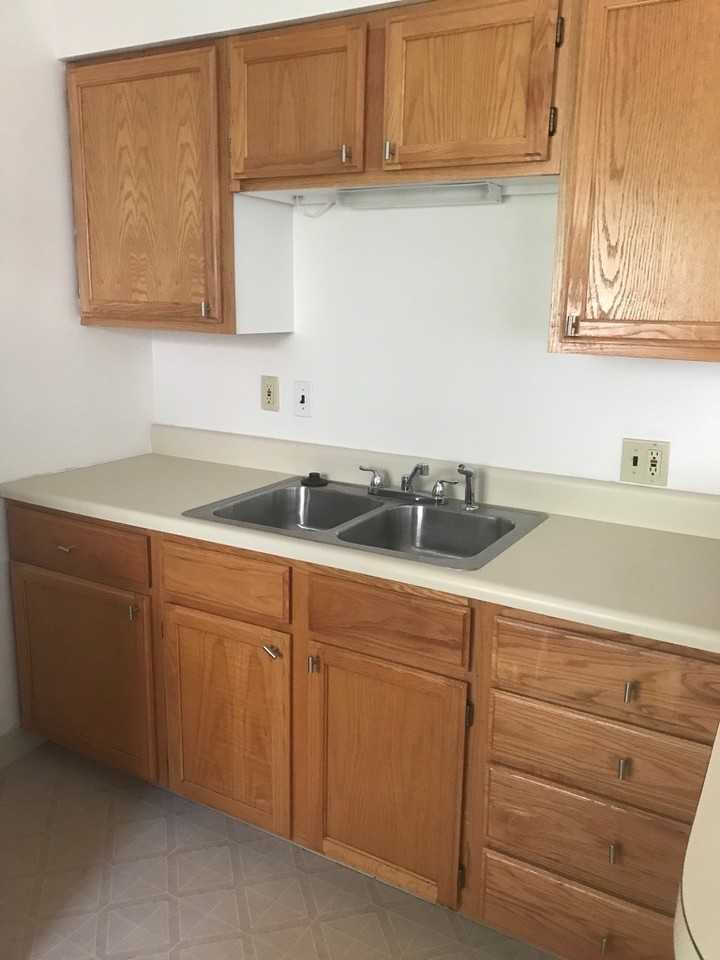 431 Abbot Road - Photo 3 of 19