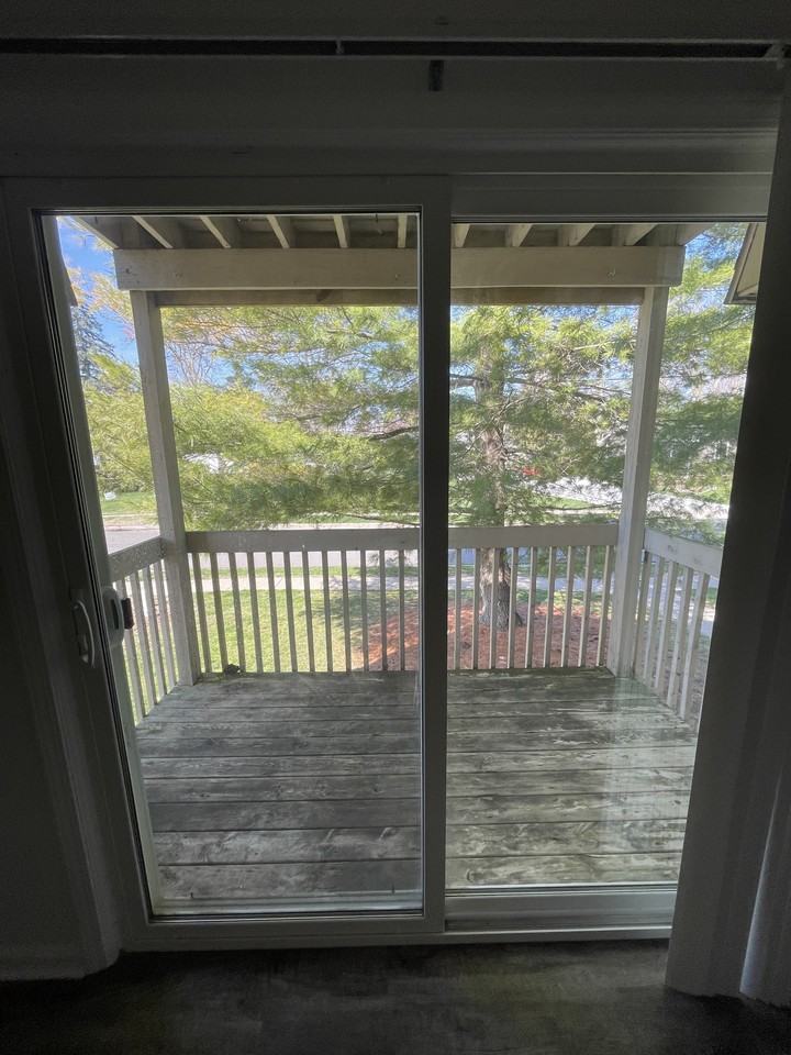 205 East Saginaw Highway - Photo 6 of 24