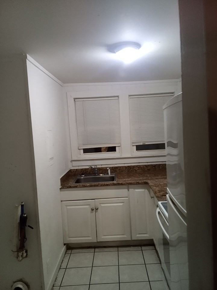 409 16th Avenue South - Photo 2 of 6