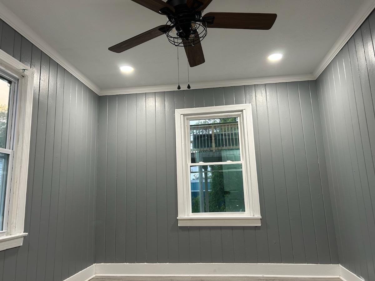 309 Maple Street - Photo 4 of 8