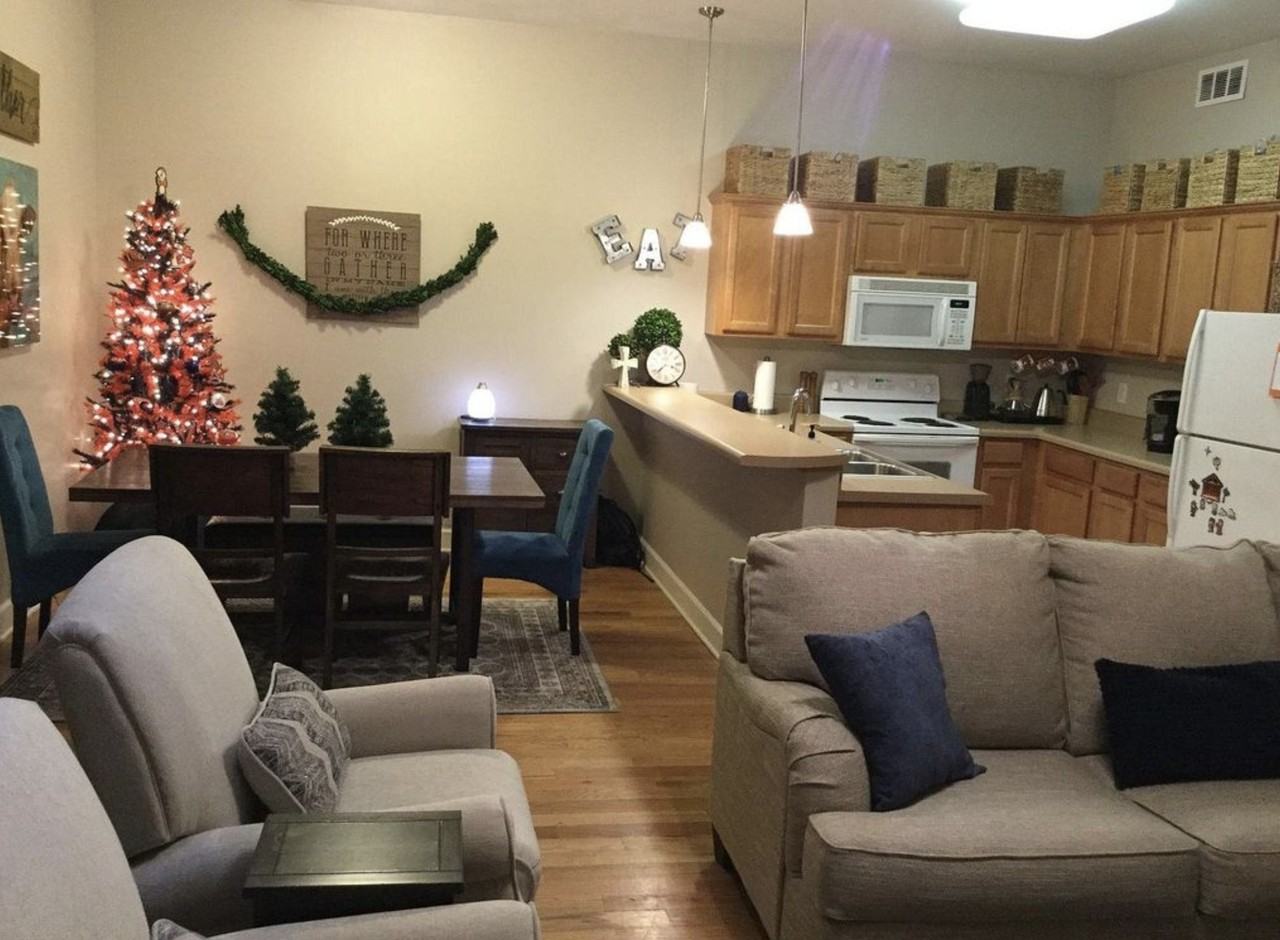 122 N College Street - Photo 2 of 15