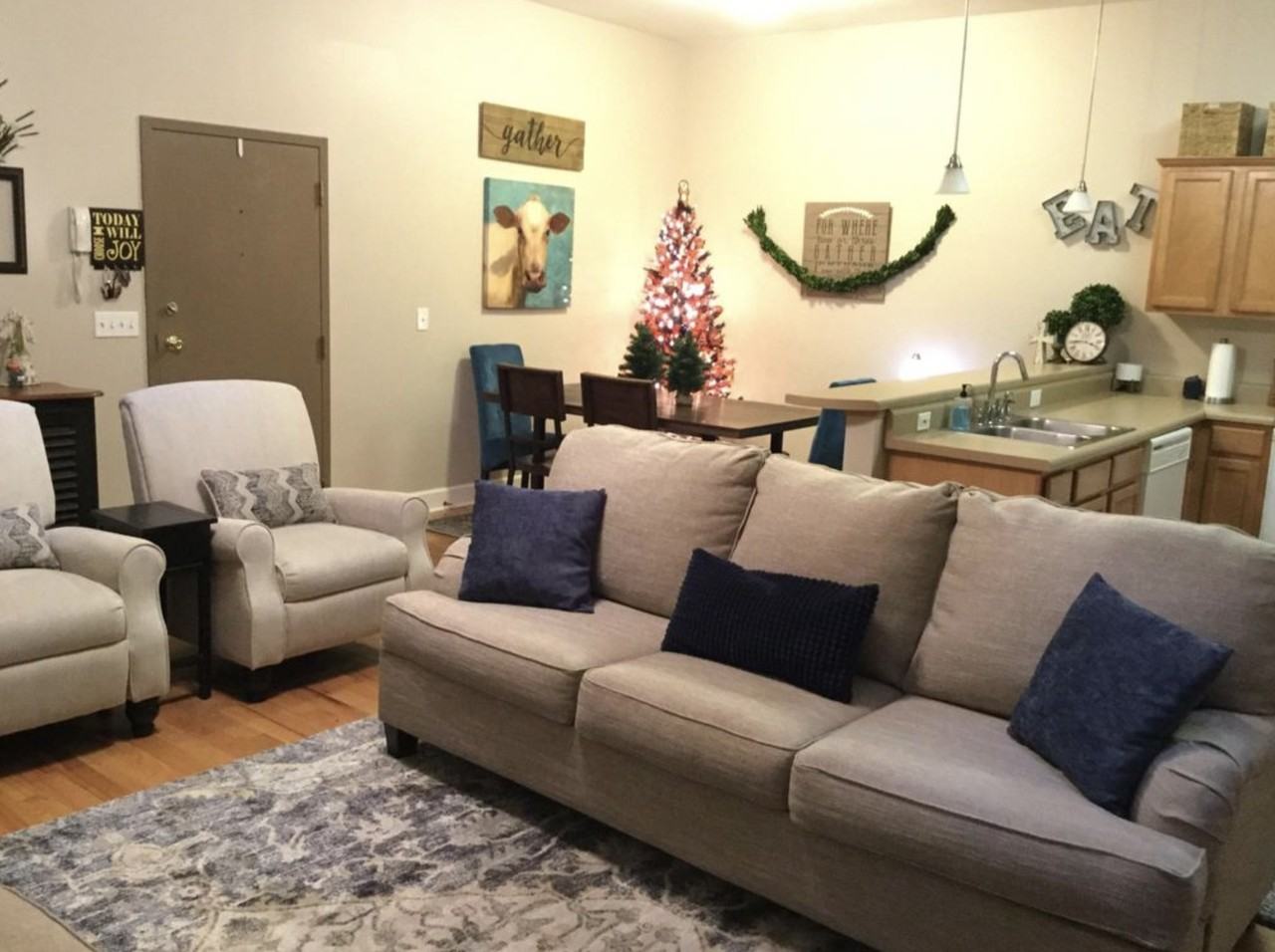 122 N College Street - Photo 6 of 15