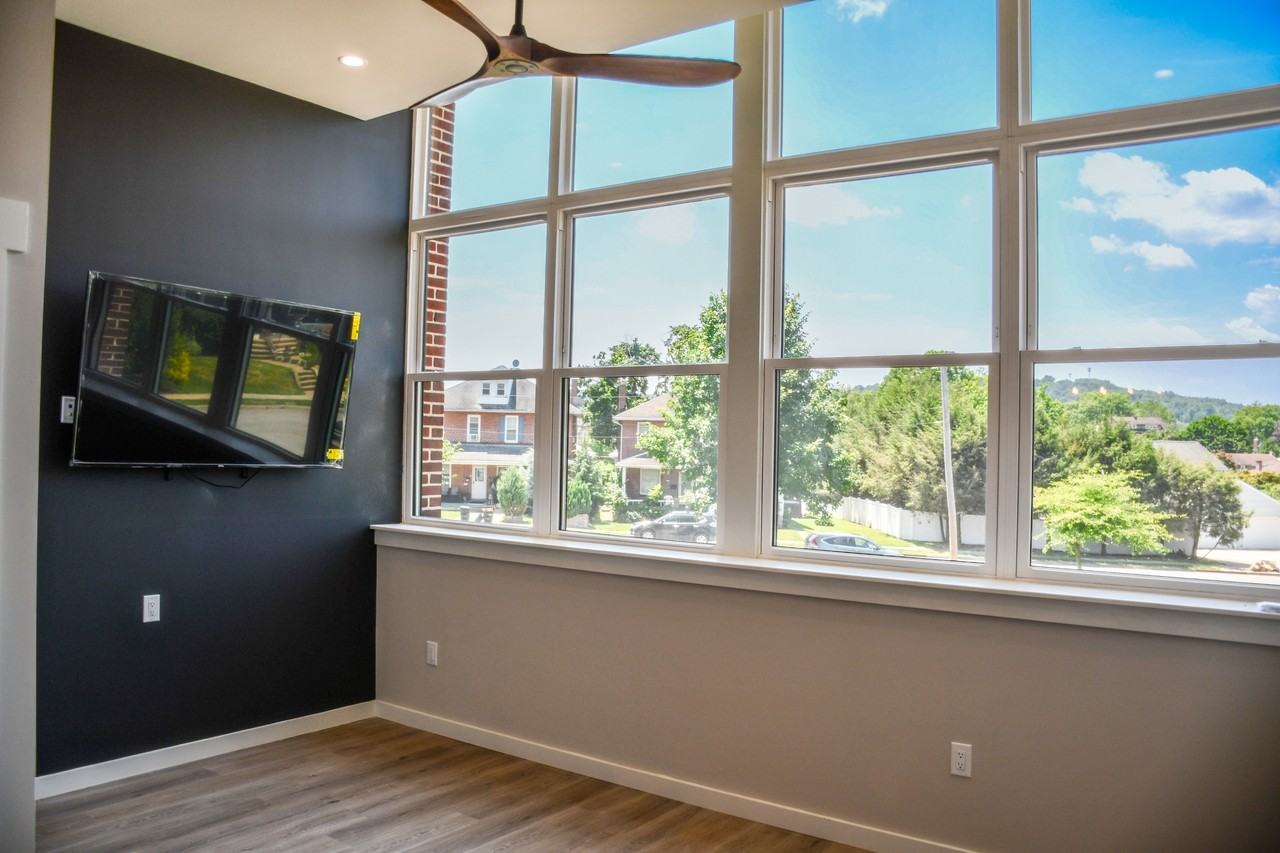 330 North Wyomissing Avenue - Photo 6 of 7