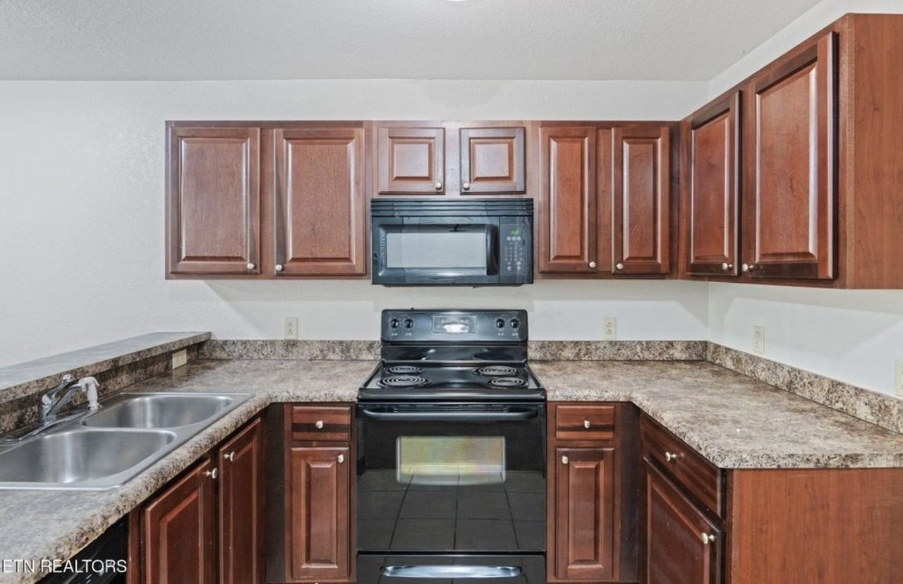 849 Glades Road - Photo 6 of 10