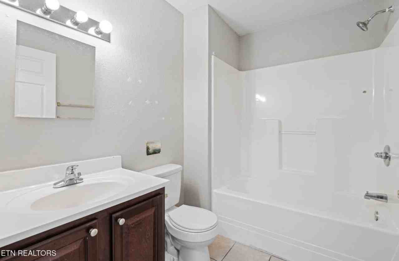 849 Glades Road - Photo 7 of 10