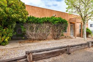 featured image of 304 Geraldine Rd Se