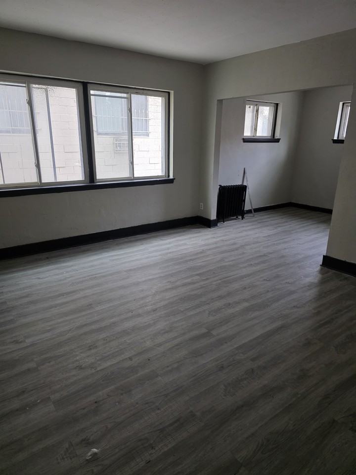 843 North 24th Street - Photo 4 of 16