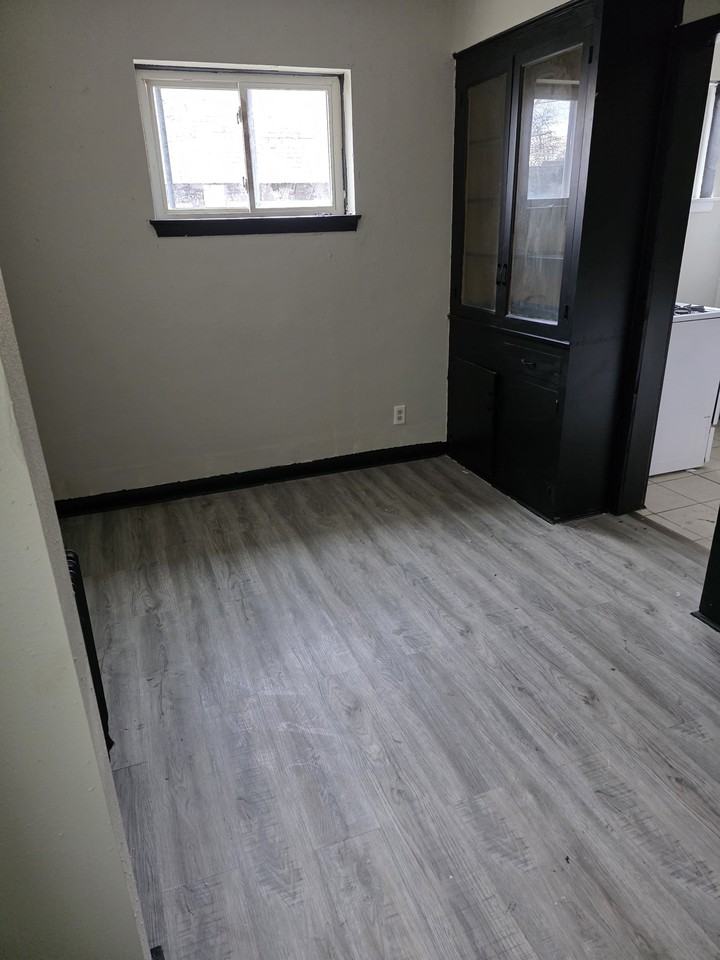 843 North 24th Street - Photo 6 of 16