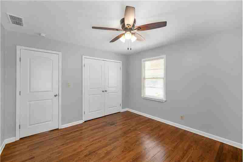 626 Grayson Pkwy - Photo 6 of 18