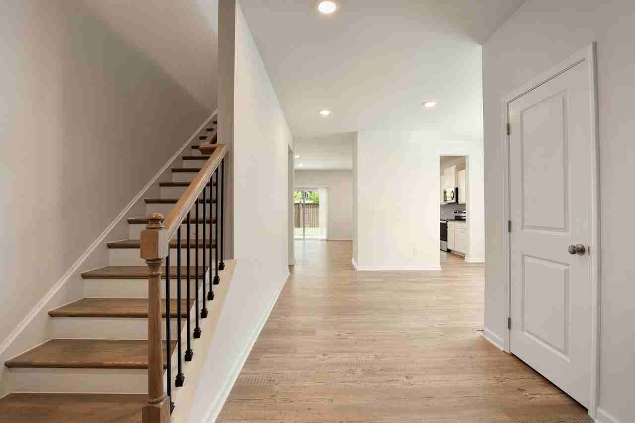 19 Springwood Ln - Photo 5 of 50