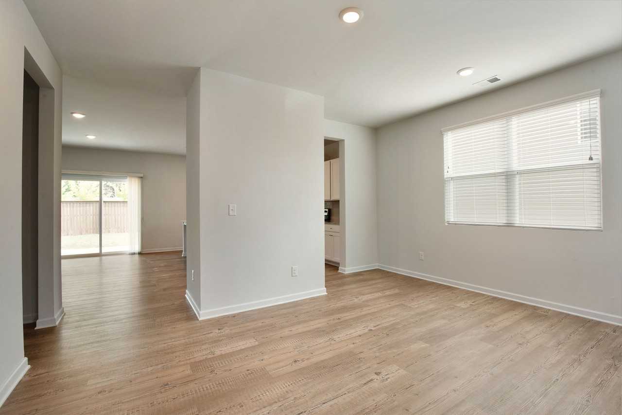 19 Springwood Ln - Photo 6 of 50