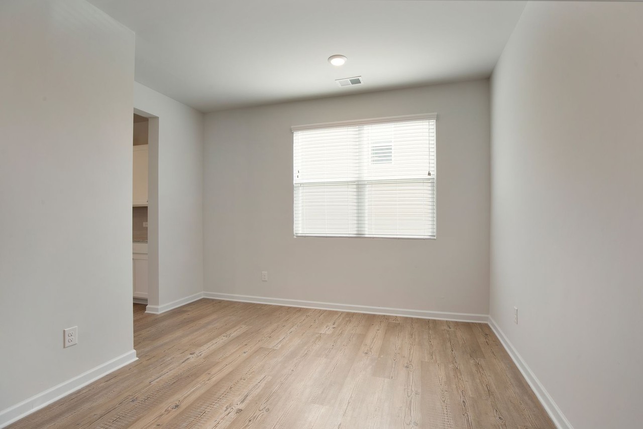 19 Springwood Ln - Photo 7 of 50