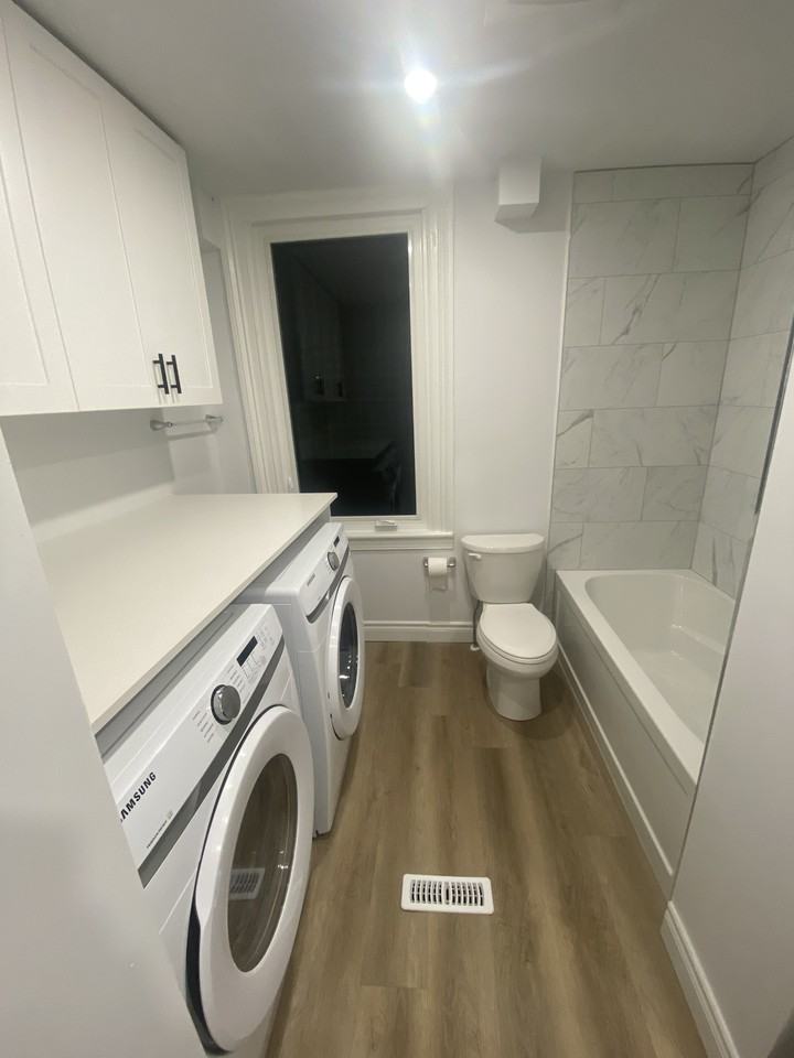 332 Dalhousie St #B - Photo 7 of 7