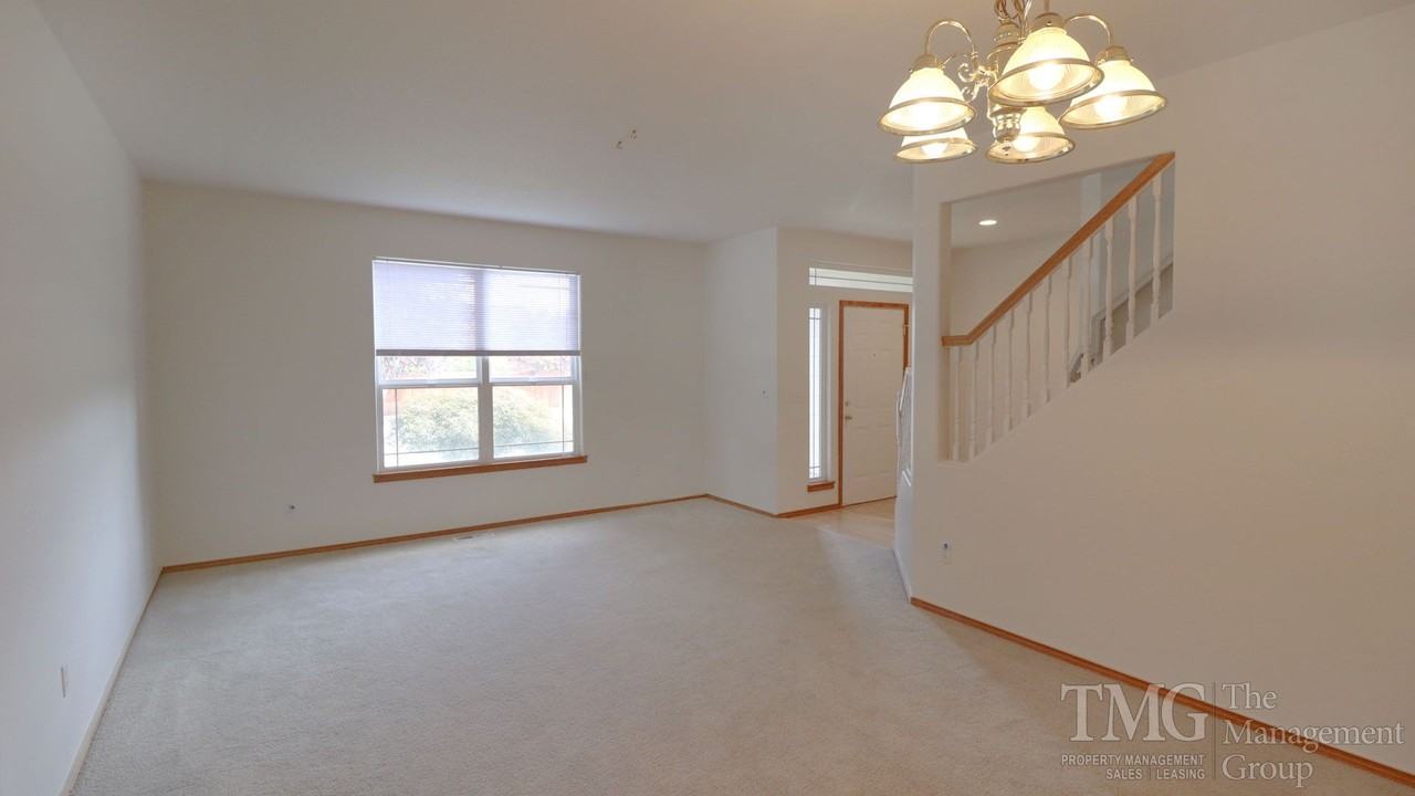 16805 Ne 9th St - Photo 3 of 50