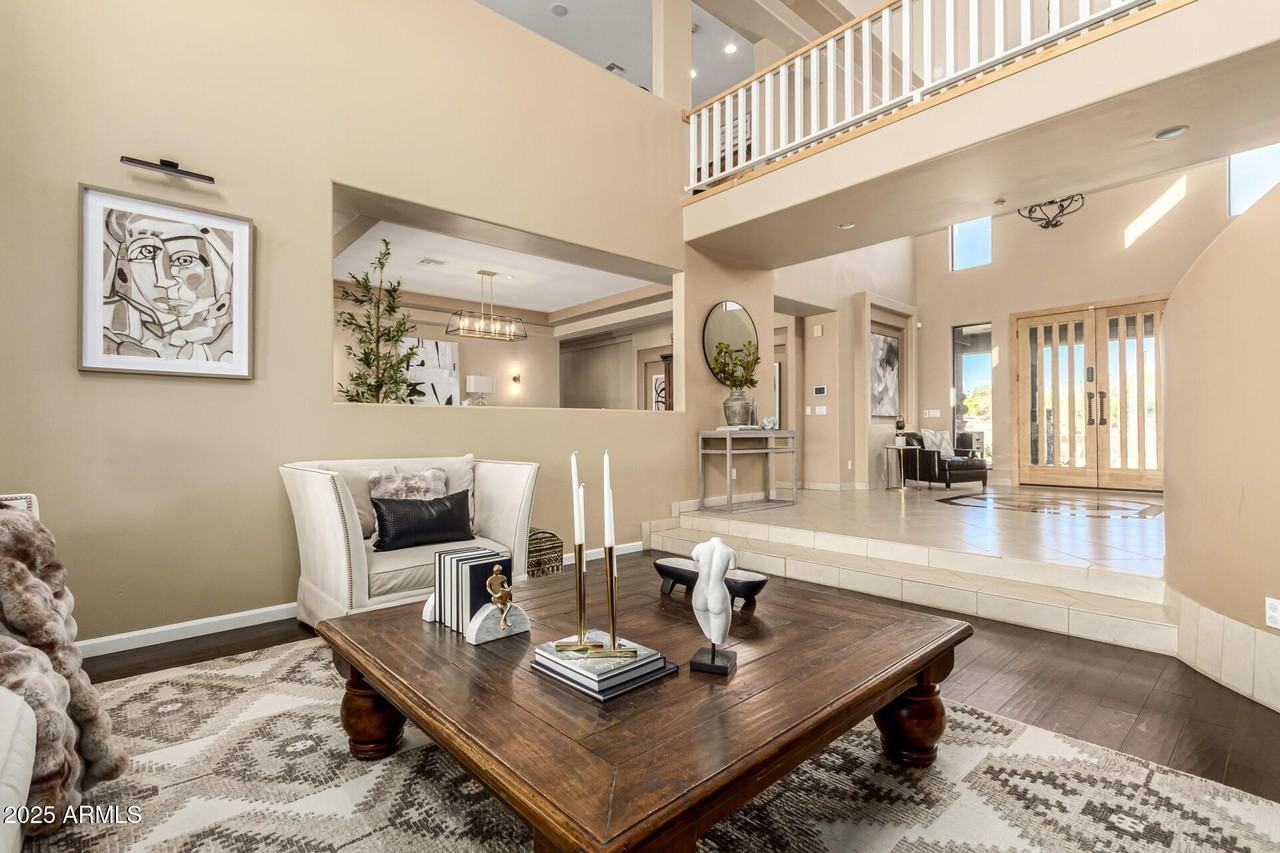 10004 E Santa Catalina Dr - Photo 6 of 50