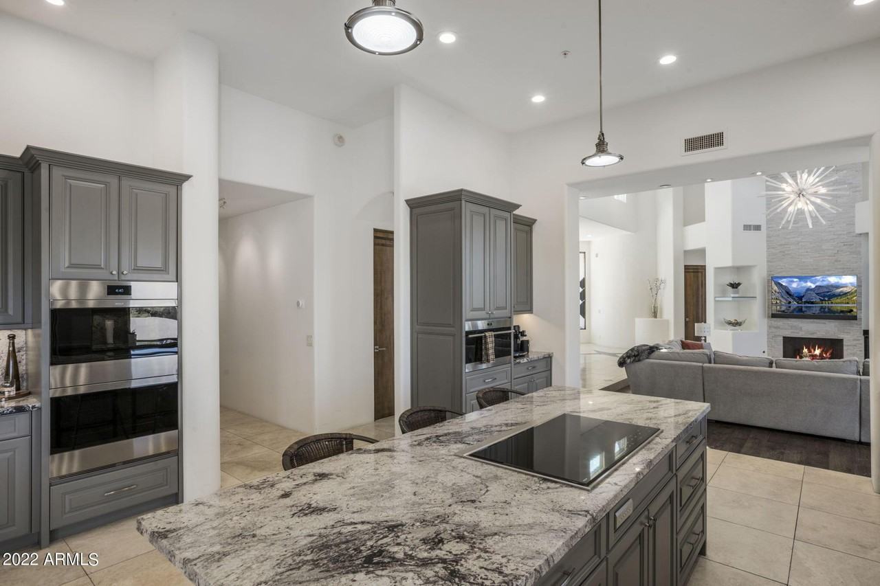 10448 E Skinner Dr - Photo 6 of 47