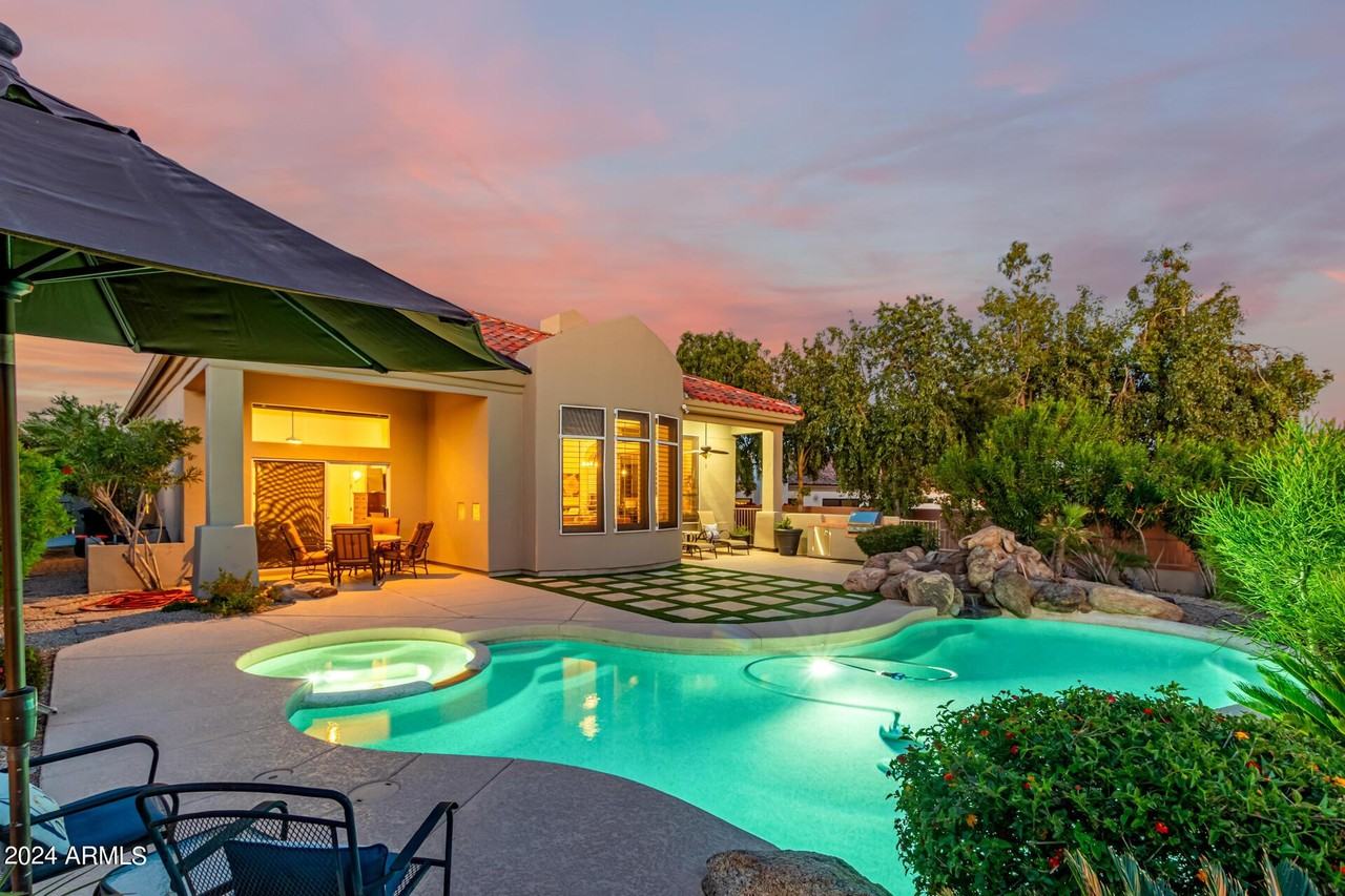 17220 N 79th St - Photo 3 of 50