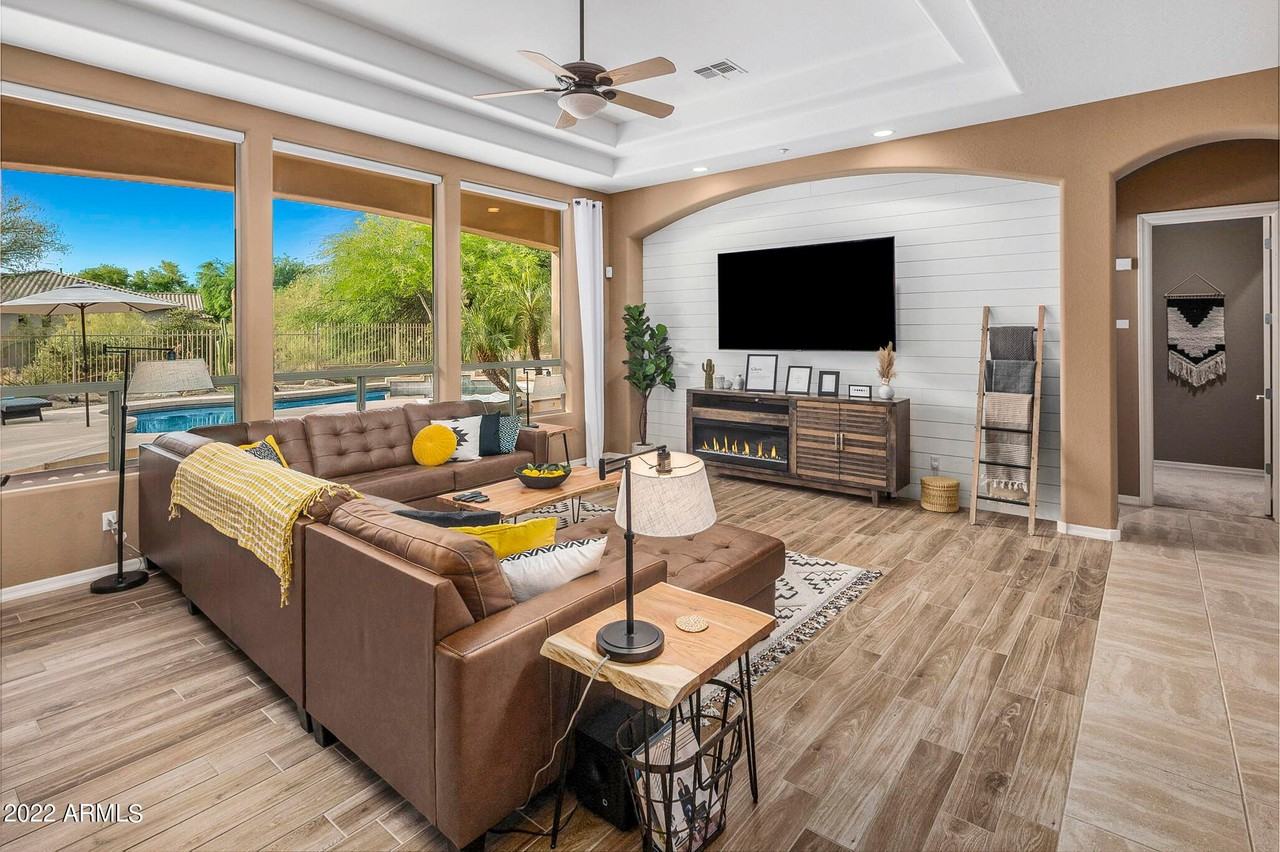 5936 E Night Glow Cir - Photo 3 of 35