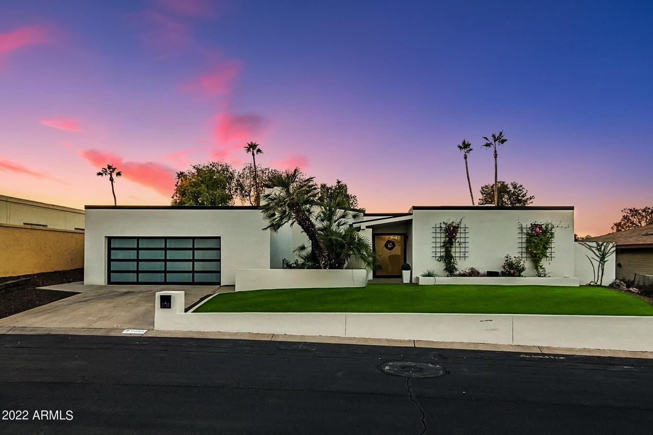 9056 N Arroya Vista Dr - Photo 2 of 42