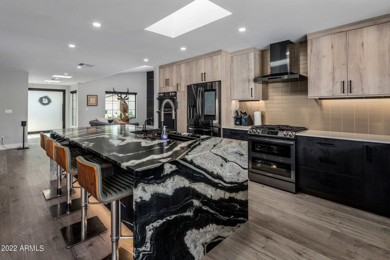 9056 N Arroya Vista Dr - Photo 7 of 42