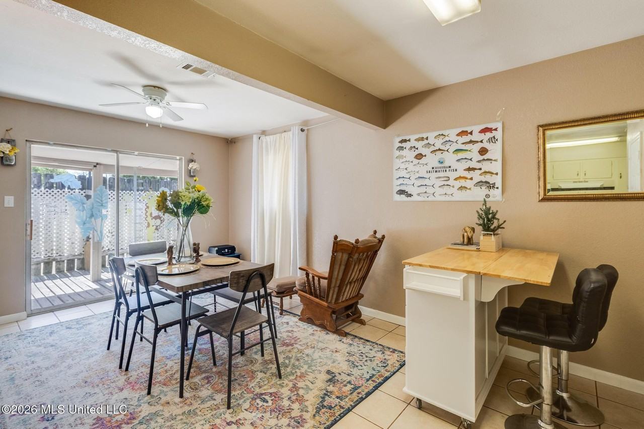 1102 Tucker Ave - Photo 5 of 14