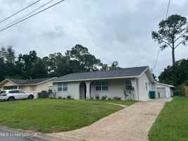 featured image of 111 Linda Cir