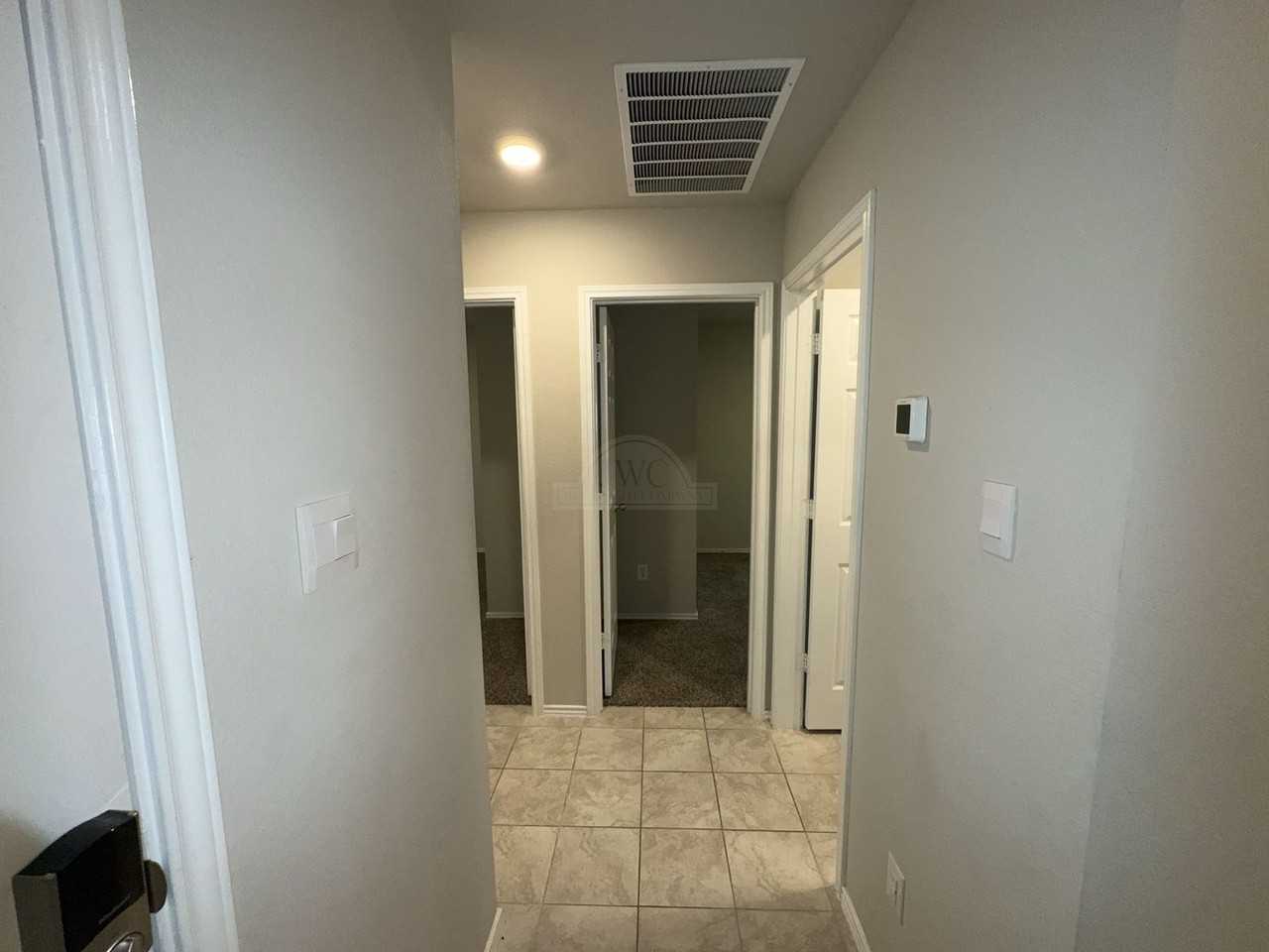 5110 Natalia Rd - Photo 4 of 21