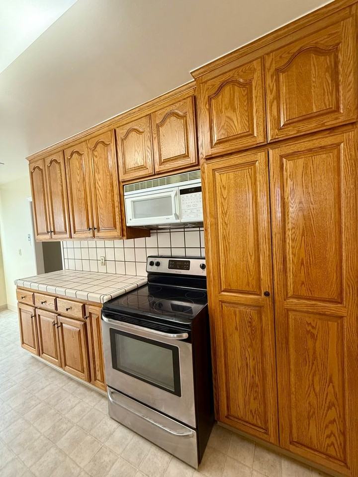 3139 Baker Dr - Photo 5 of 12